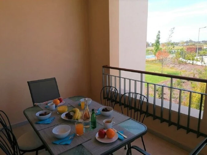 Apartamento T2 para Venda em Quarteira Foto 2