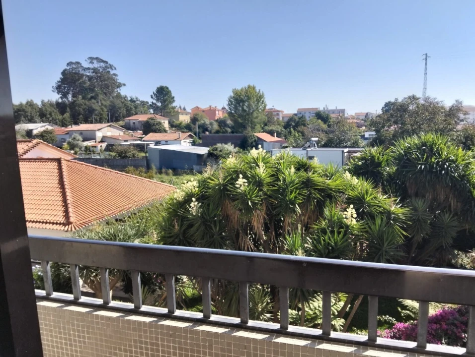Apartamento T3 para Venda em Paços de Brandão Foto 23