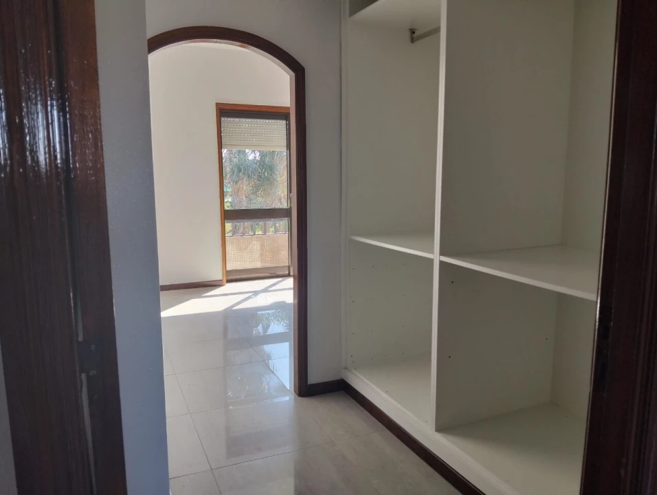Apartamento T3 para Venda em Paços de Brandão Foto 20