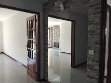 Apartamento T3 para Venda em Paços de Brandão