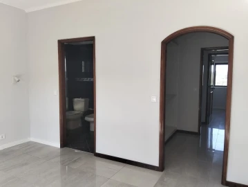 Apartamento T3 para Venda em Paços de Brandão