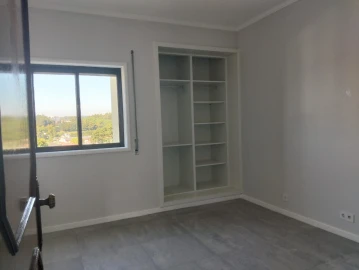Apartamento T3 para Venda em Paços de Brandão