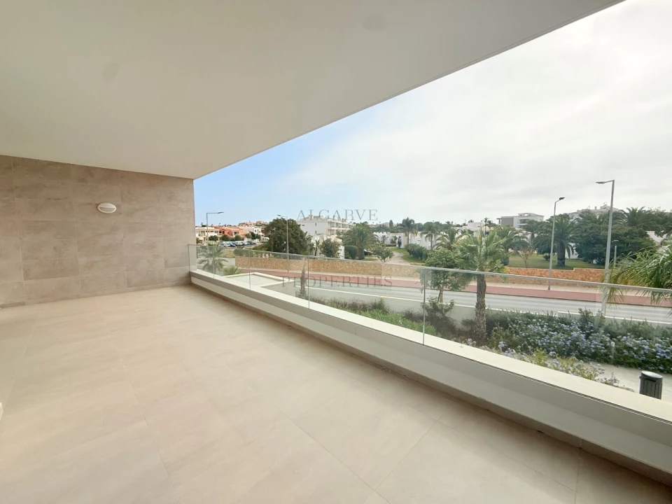Apartamento T2 para Venda em Lagos (São Sebastião e Santa Maria) Foto 2
