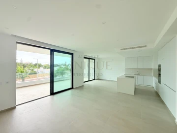 Apartamento T2 para Venda em Lagos (São Sebastião e Santa Maria)