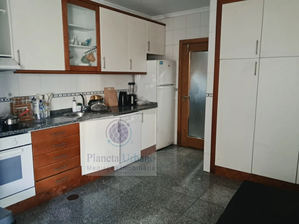 Apartamento T3 para Venda em Paredes Foto 1