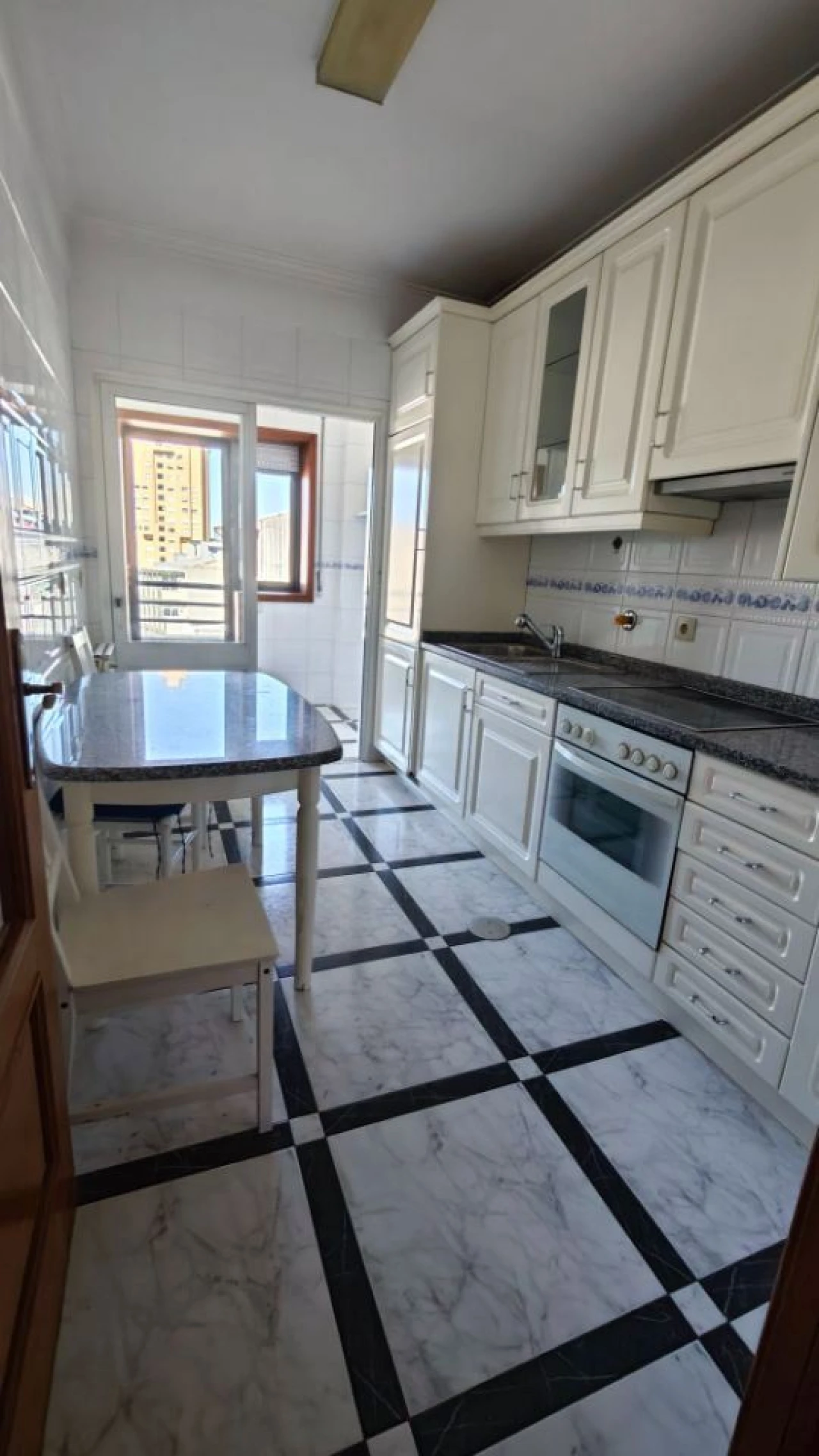 Apartamento T2 para Arrendamento em Mafamude e Vilar do Paraíso Foto 1