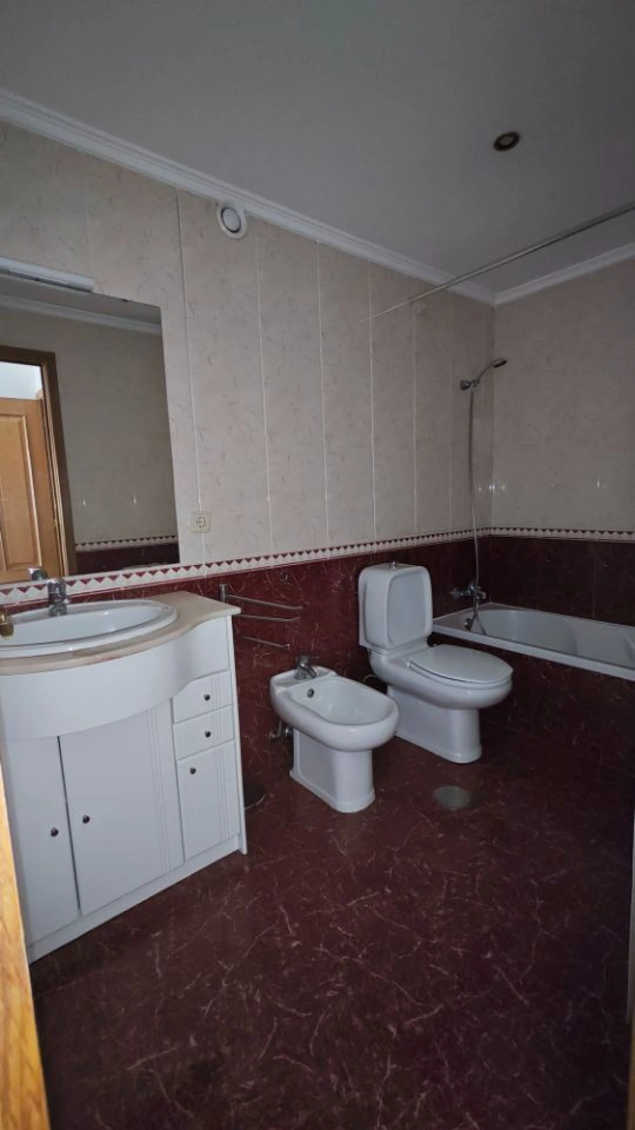 Apartamento T2 para Arrendamento em Mafamude e Vilar do Paraíso Foto 8