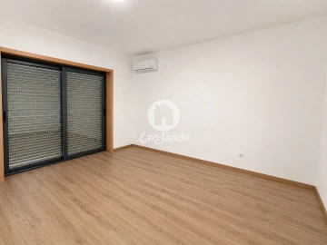Moradia T3 para Venda em Viatodos, Grimancelos, Minhotães, Monte Fralães