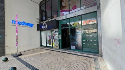 Escritório para Arrendamento em Mafamude e Vilar do Paraíso