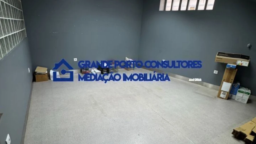 Loja para Arrendamento em Cedofeita, Santo Ildefonso, Sé, Miragaia, São Nicolau e Vitória