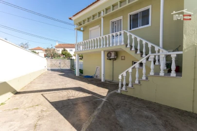Moradia T6 para Venda em Caranguejeira