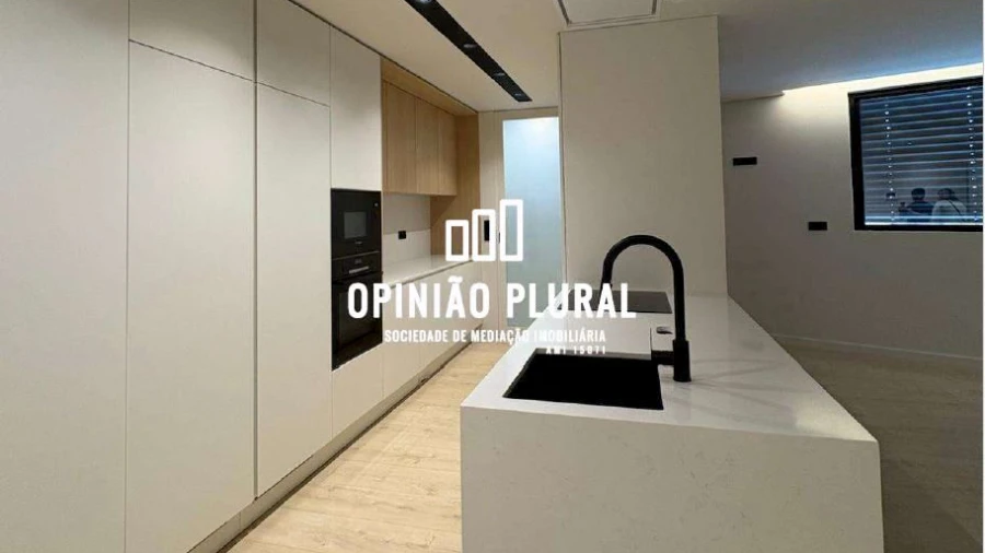 Apartamento T4 para Venda em Gondomar (São Cosme), Valbom e Jovim