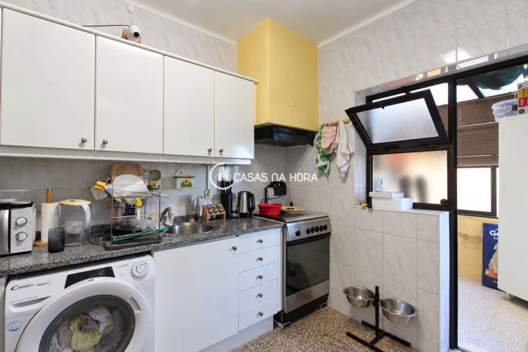 Apartamento T1 para Arrendamento em Canidelo Foto 12