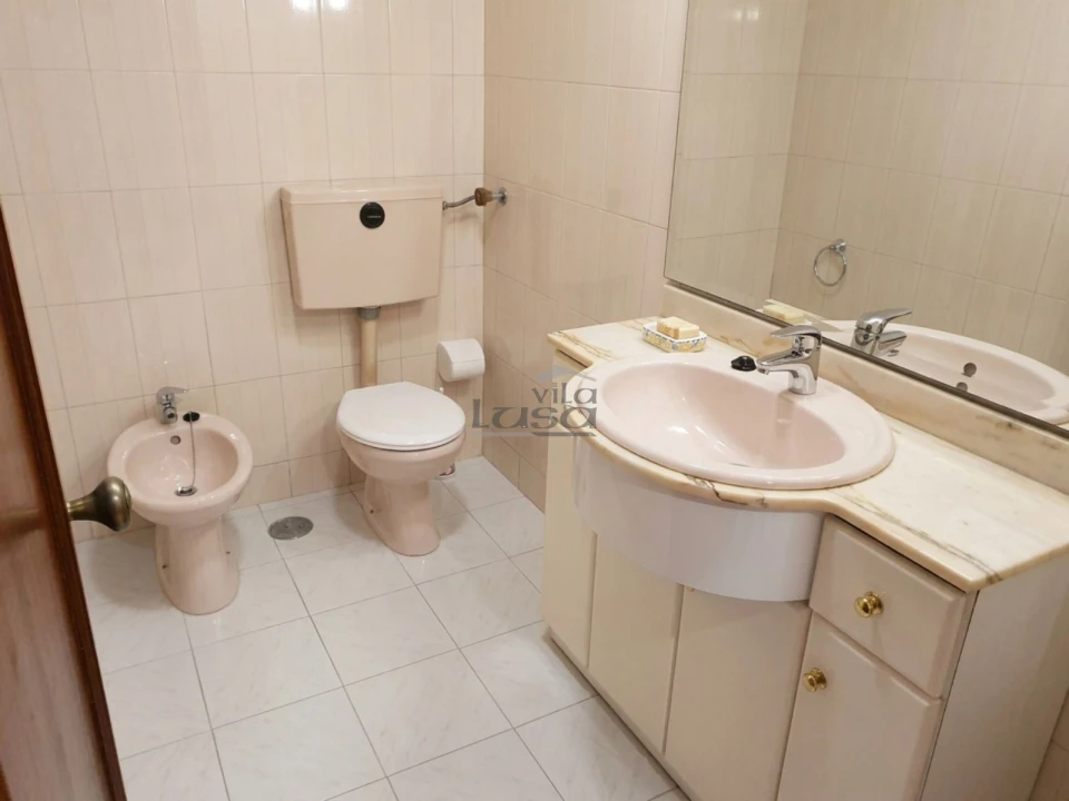 Apartamento T3 para Venda em Ermesinde Foto 13