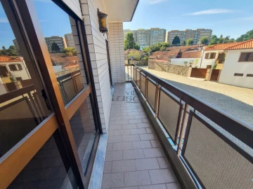 Apartamento T3 para Venda em Ermesinde