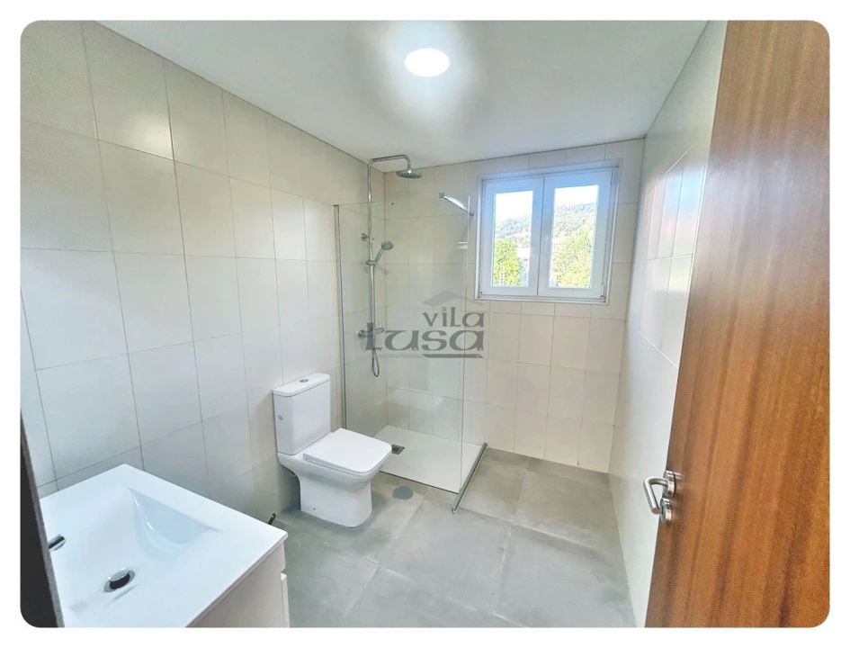 Apartamento T3 para Venda em Fânzeres e São Pedro da Cova Foto 6