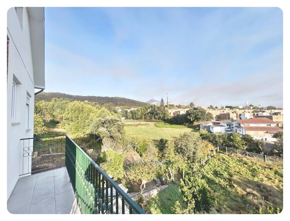 Apartamento T3 para Venda em Fânzeres e São Pedro da Cova Foto 3