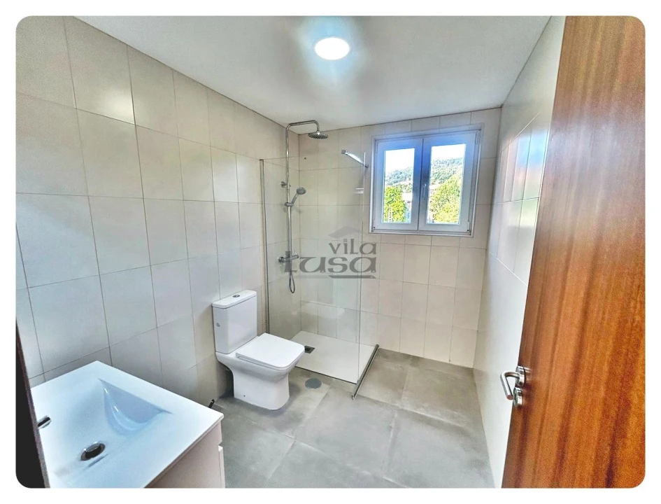 Apartamento T3 para Arrendamento em Fânzeres e São Pedro da Cova Foto 5