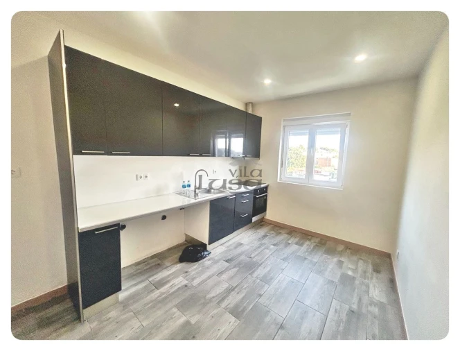 Apartamento T3 para Venda em Fânzeres e São Pedro da Cova Foto 8