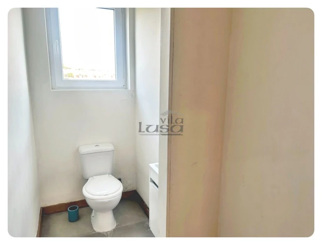 Apartamento T3 para Venda em Fânzeres e São Pedro da Cova Foto 5