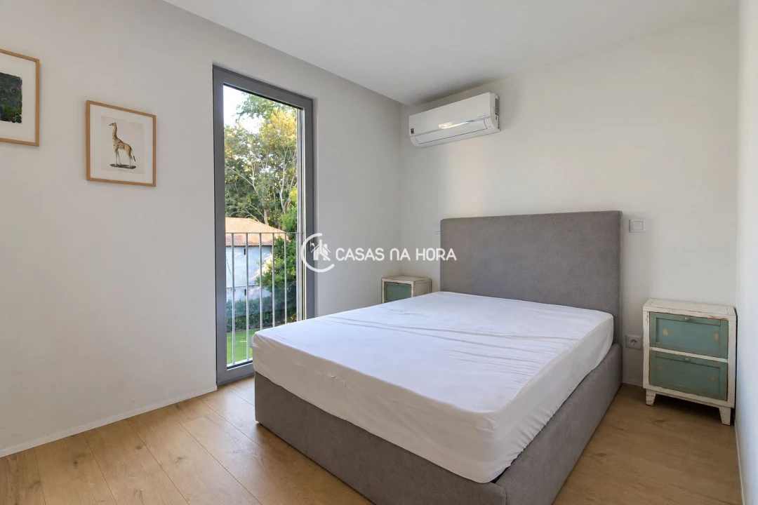 Apartamento T1 para Arrendamento em Lordelo do Ouro e Massarelos Foto 1