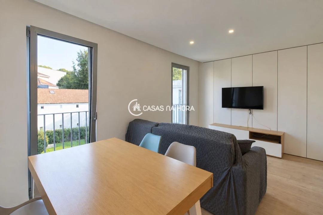 Apartamento T1 para Arrendamento em Lordelo do Ouro e Massarelos Foto 10