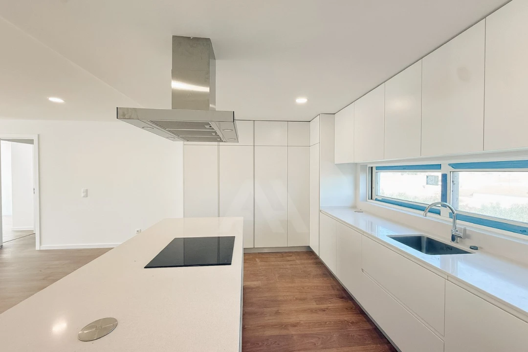 Apartamento T4 para Venda em Alcabideche Foto 7