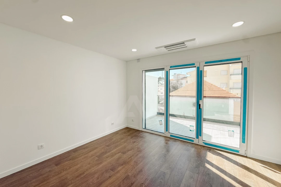 Apartamento T4 para Venda em Alcabideche Foto 14
