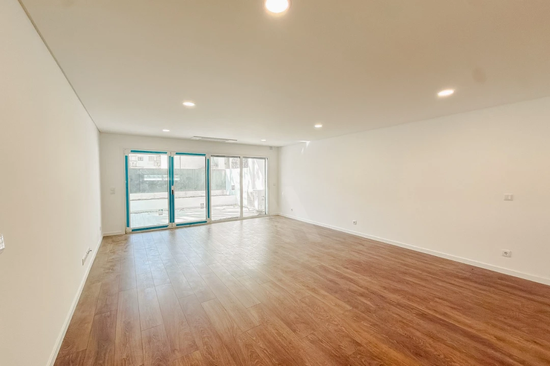 Apartamento T2 para Venda em Alcabideche Foto 3