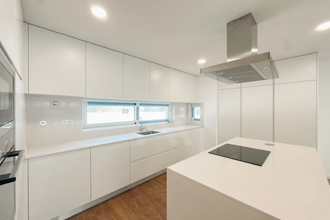 Apartamento T2 para Venda em Alcabideche Foto 6