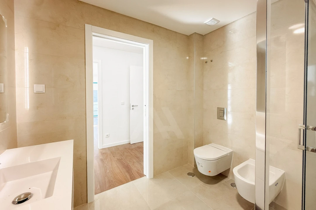 Apartamento T2 para Venda em Alcabideche Foto 14
