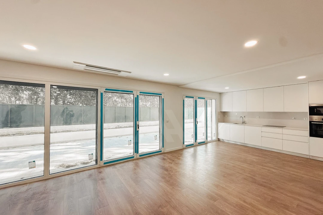 Apartamento T2 para Venda em Alcabideche Foto 3
