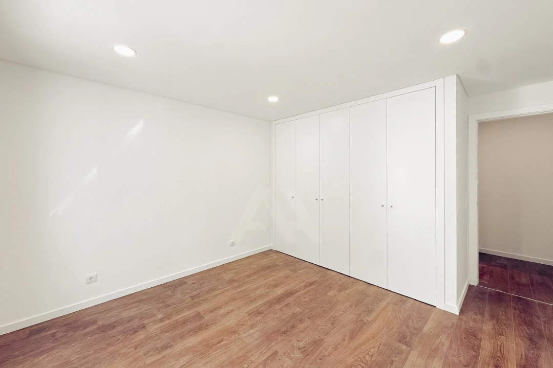 Apartamento T2 para Venda em Alcabideche Foto 14