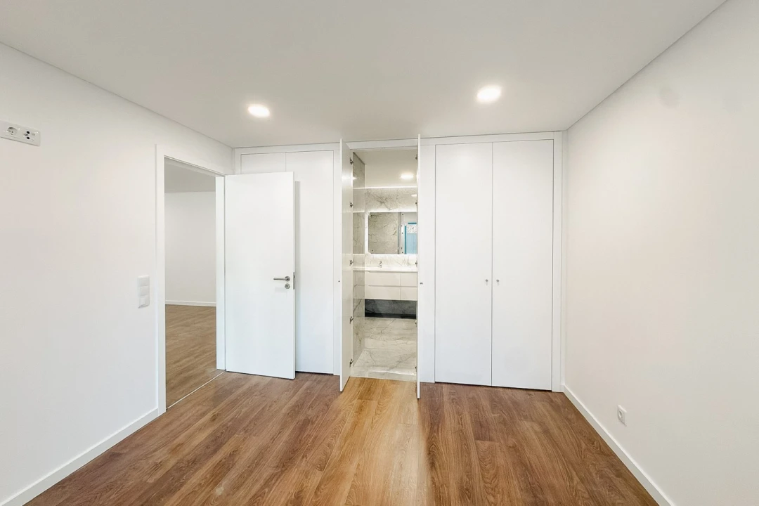 Apartamento T2 para Venda em Alcabideche Foto 17
