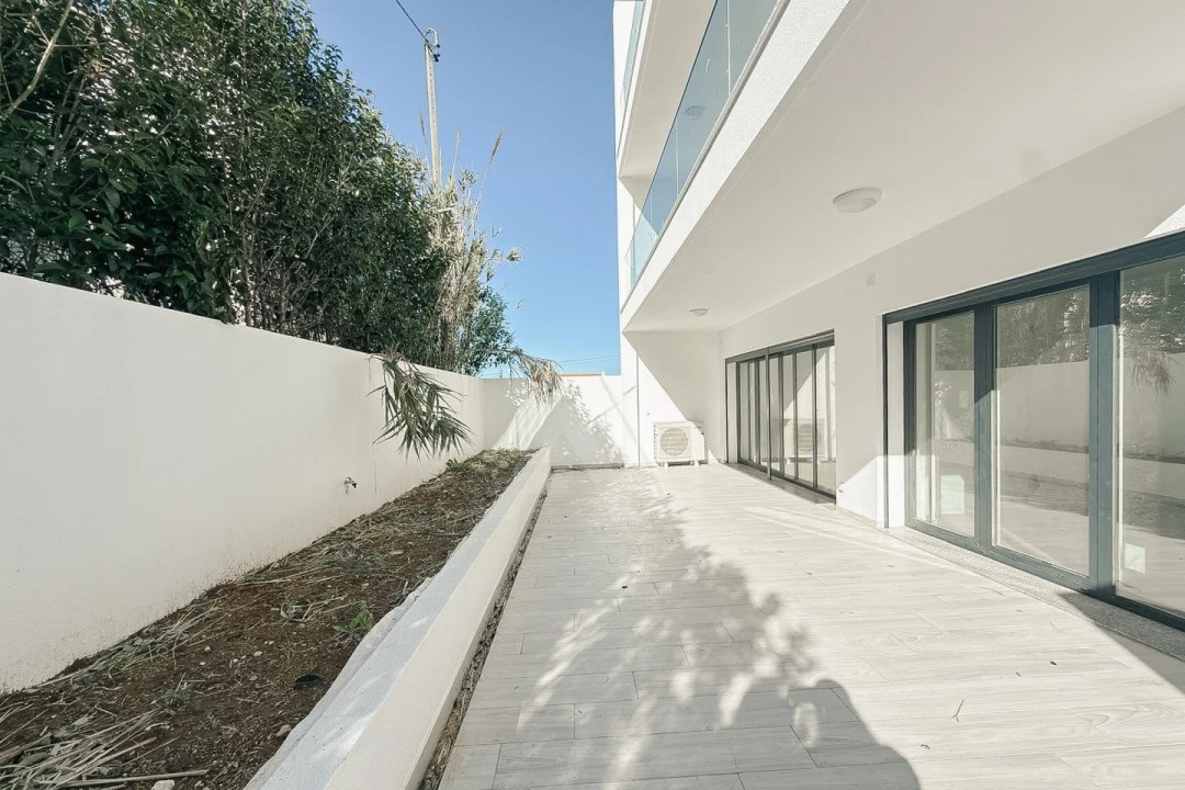 Apartamento T2 para Venda em Alcabideche Foto 2