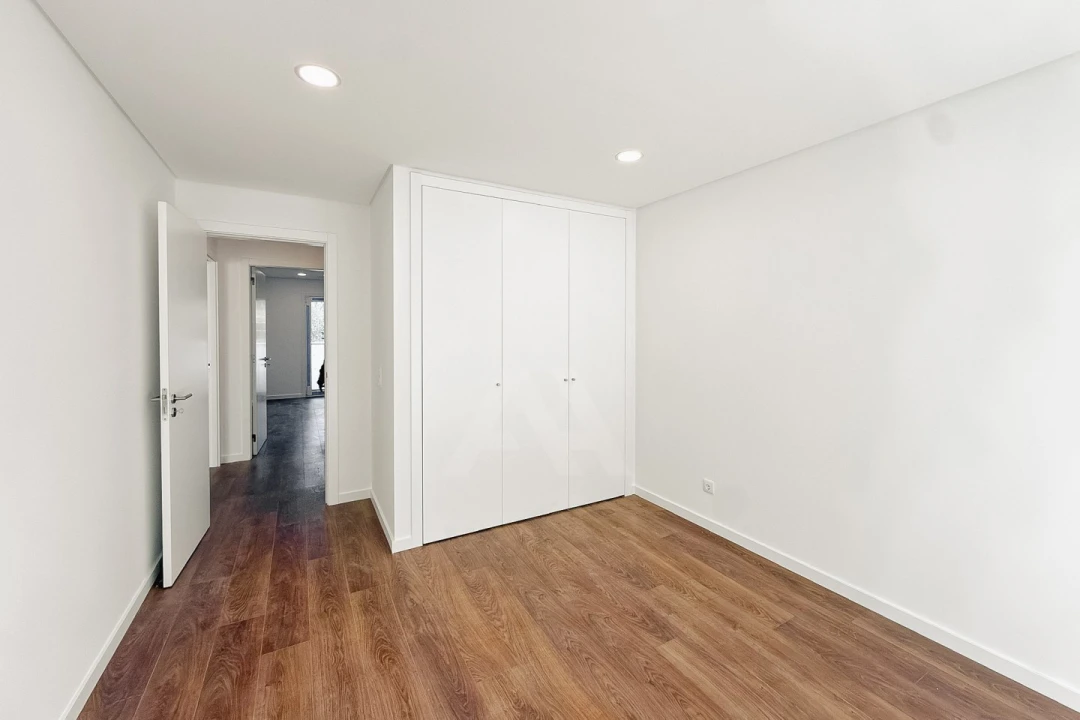 Apartamento T2 para Venda em Alcabideche Foto 4
