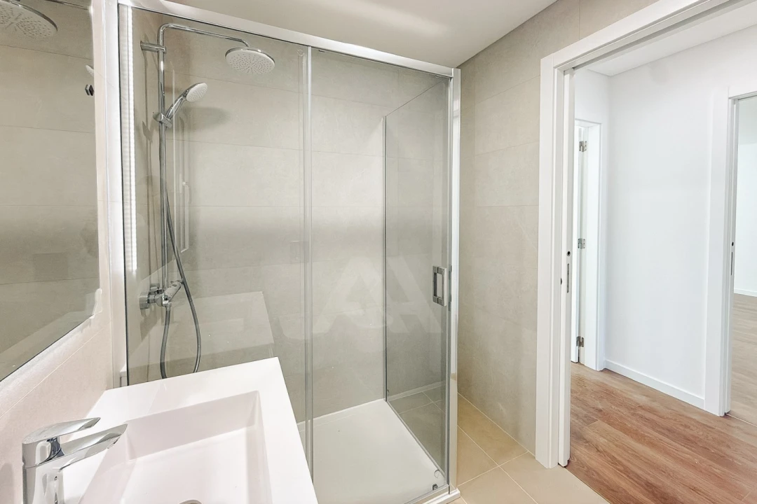 Apartamento T2 para Venda em Alcabideche Foto 6