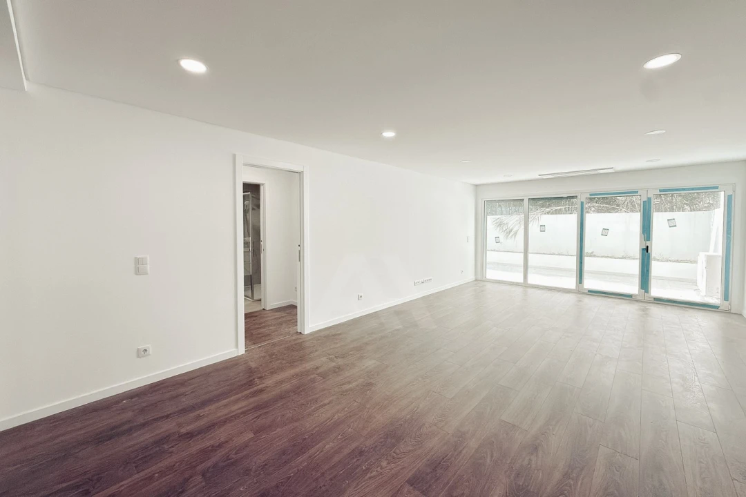 Apartamento T2 para Venda em Alcabideche Foto 8