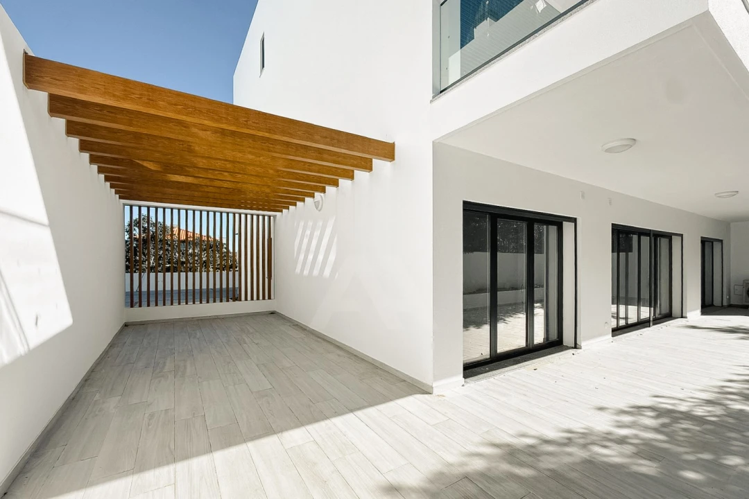 Apartamento T3 para Venda em Alcabideche Foto 1