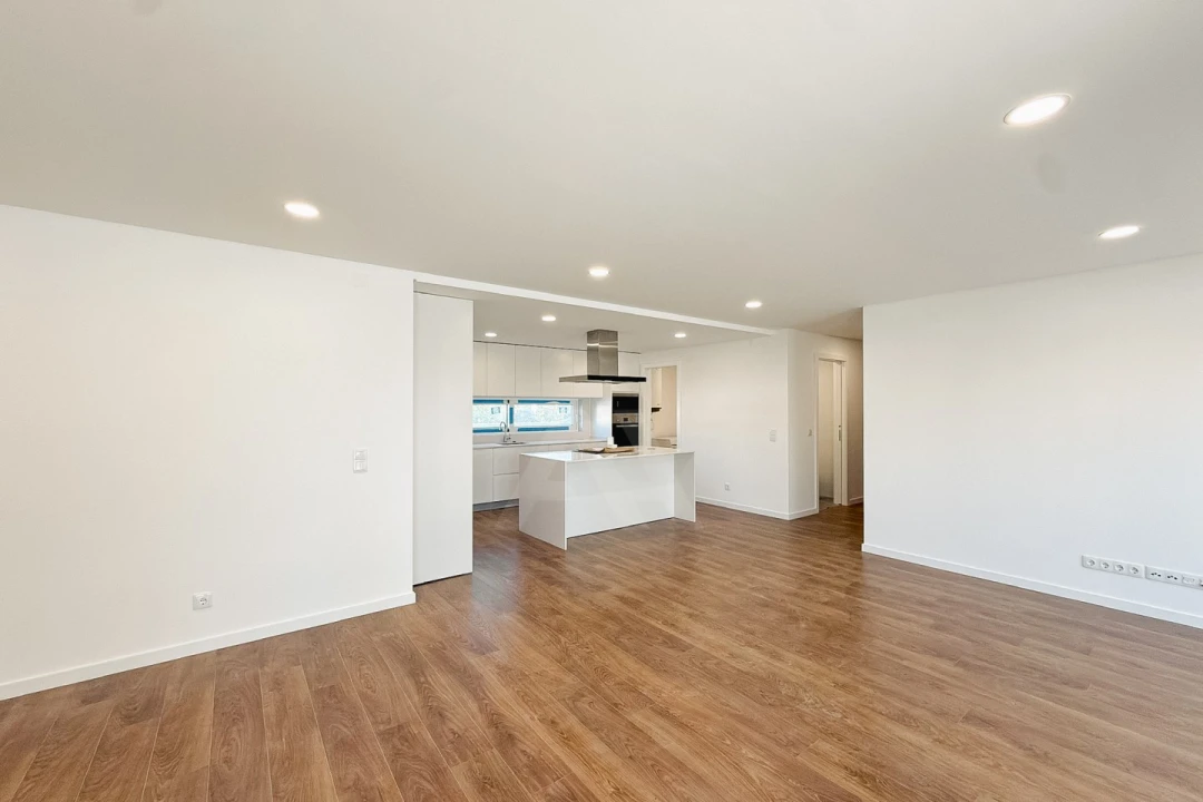 Apartamento T3 para Venda em Alcabideche Foto 7