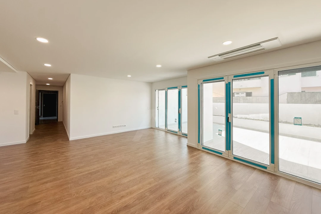 Apartamento T3 para Venda em Alcabideche Foto 4