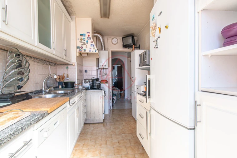 Apartamento T2 para Venda em Encosta do Sol Foto 2