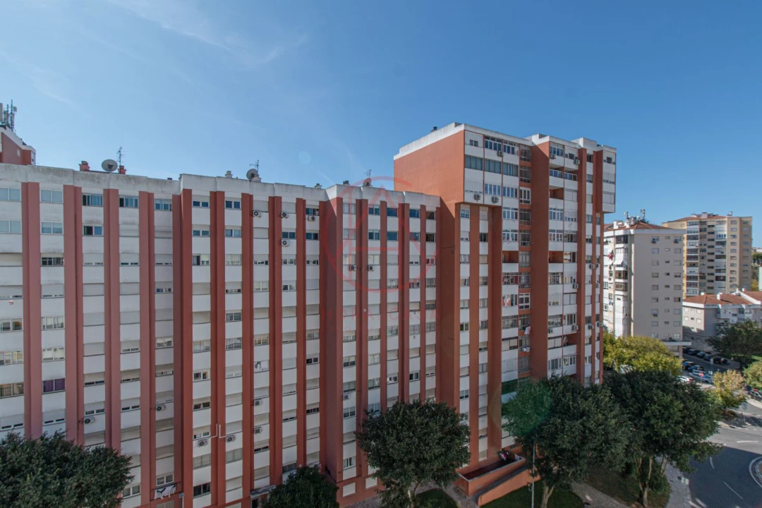 Apartamento T2 para Venda em Encosta do Sol Foto 34