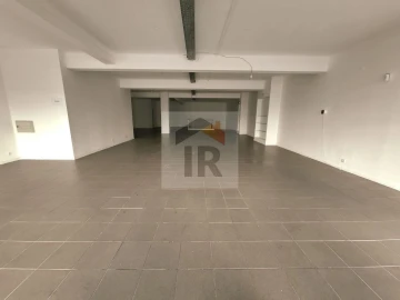 Loja para Venda em Nossa Senhora do Pópulo, Coto e São Gregório