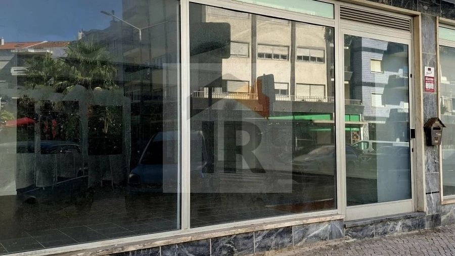 Loja para Venda em Nossa Senhora do Pópulo, Coto e São Gregório