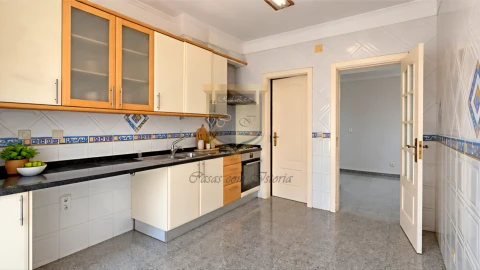 Apartamento T3 para Venda em Vialonga