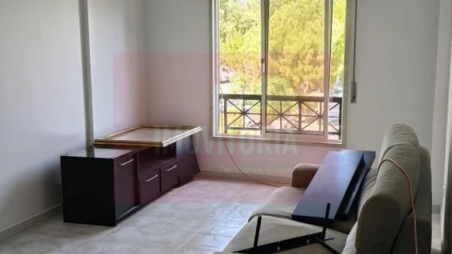 Apartamento T2 para Arrendamento em Algueirão-Mem Martins