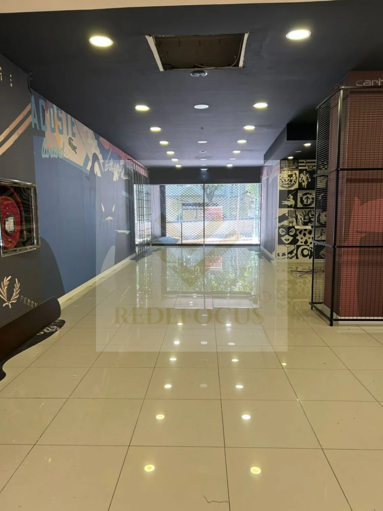 Loja para Arrendamento em Braga (São José de São Lázaro e São João do Souto) Foto 2