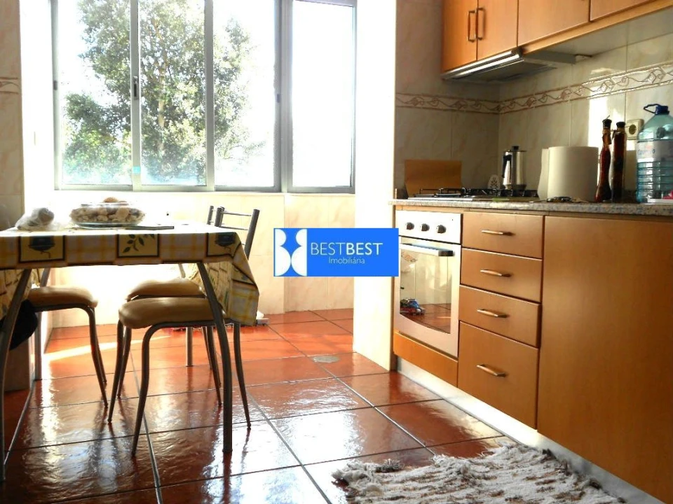 Apartamento T1 para Venda em Gondifelos, Cavalões e Outiz Foto 1