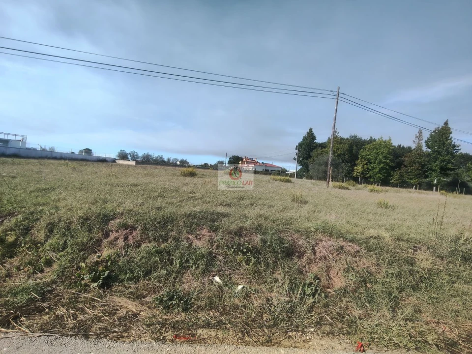 Terreno para Venda em Covões e Camarneira Foto 1